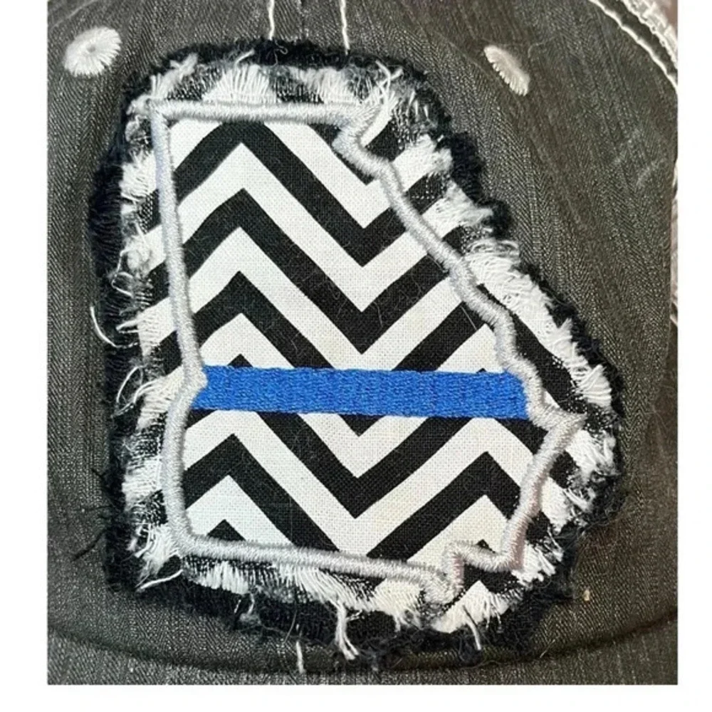 Georgia State Patch Trucker Hat Unisex OSFM Gray Distressed Mesh Cap‎
